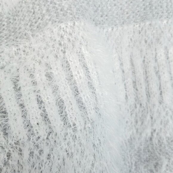 NEW Directions S Eyelash Fringe Knit sweater Gray Stripes Soft & Cozy‎ - Picture 6 of 7